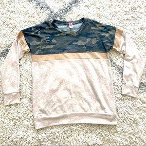 Pink Lily Crewneck sweater